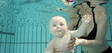 Onderwater fotoshoot door een profesionele fotografe